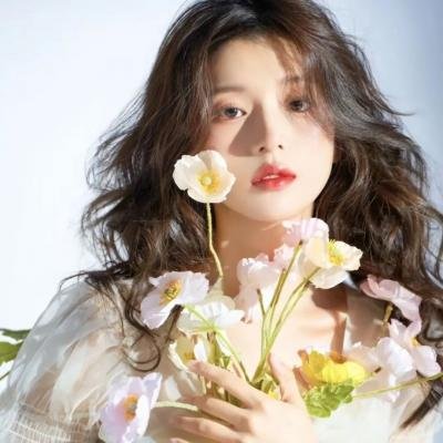 被赶出王府后，我成了最强锦衣卫